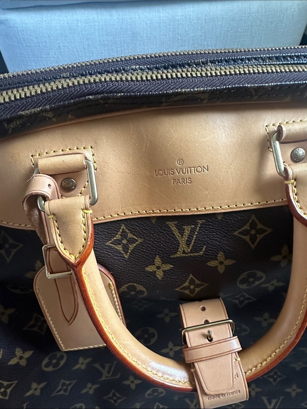 Louis Vuitton Alize Monogram Canvas Travel Bag - Picture 3 of 16